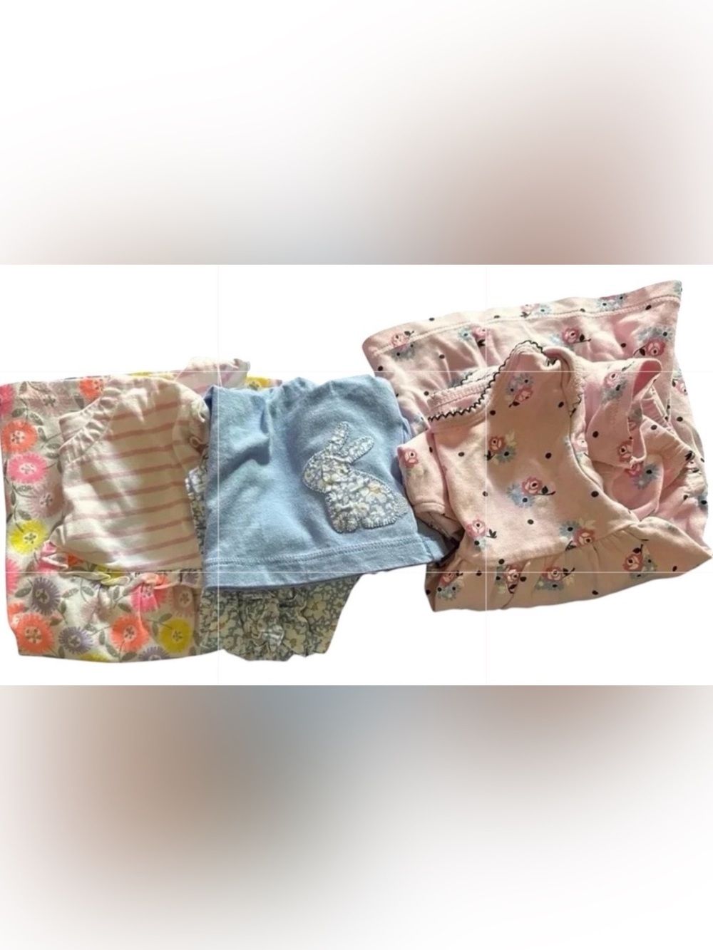 12m girls 3 outfits. Perfect for summer